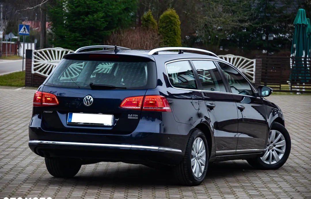 Volkswagen Passat cena 37900 przebieg: 249000, rok produkcji 2014 z Legnica małe 781